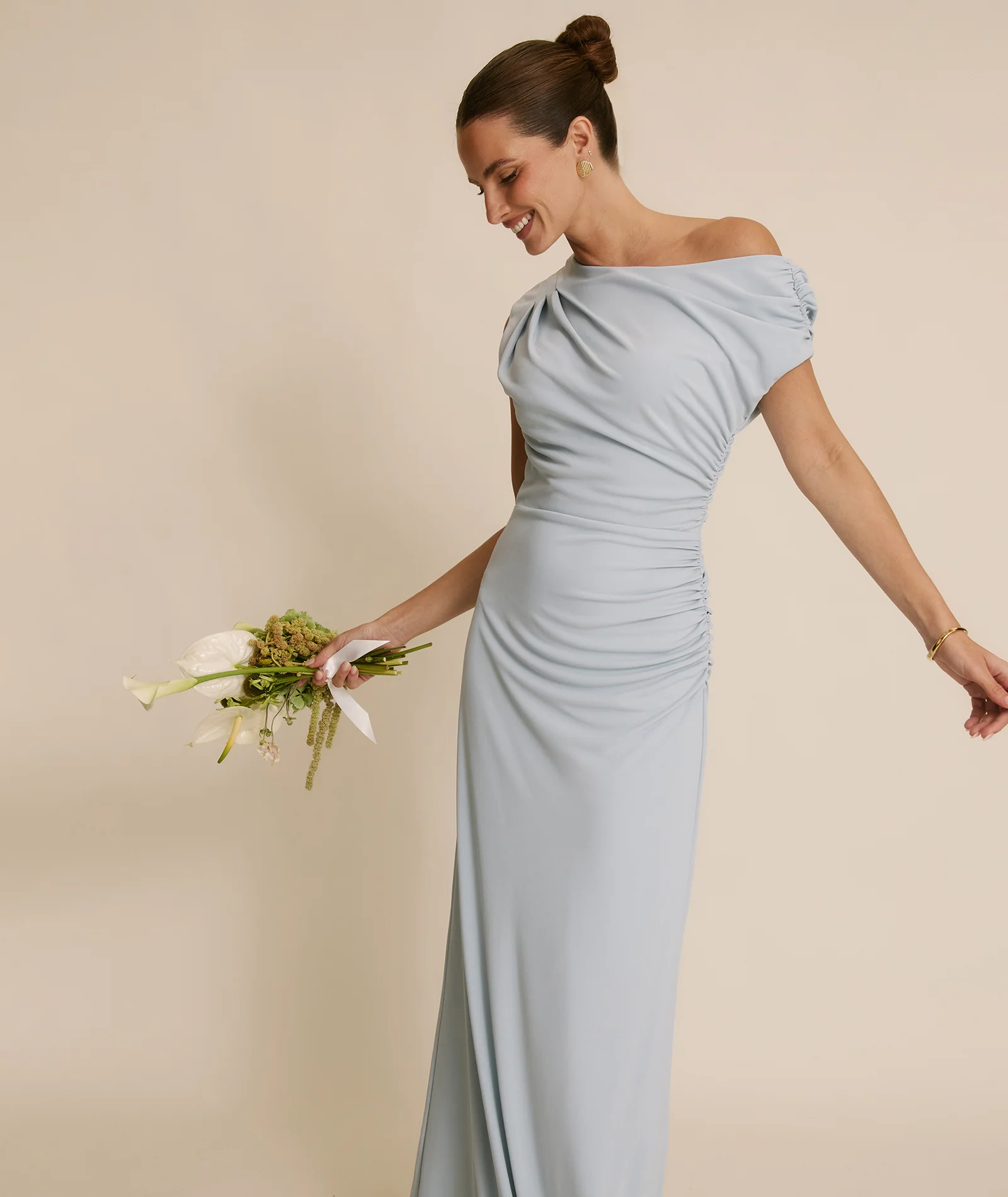 Asymmetric Neck Stretch Sculpt Bridesmaid Dress - Pale Blue - Image 3