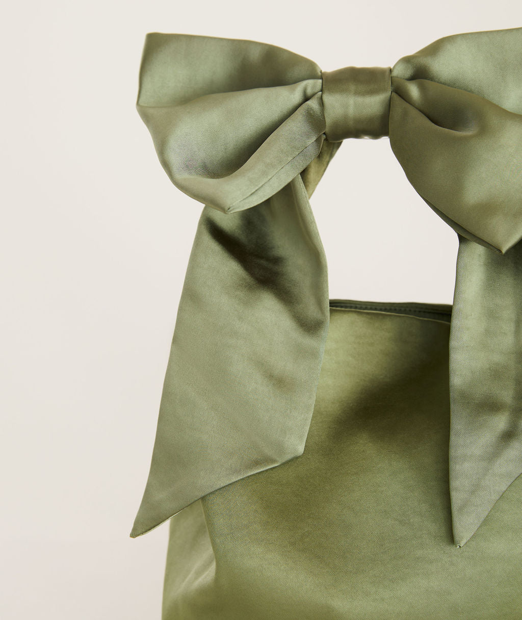 Bow Detail Satin Pouch Bag - Image 21