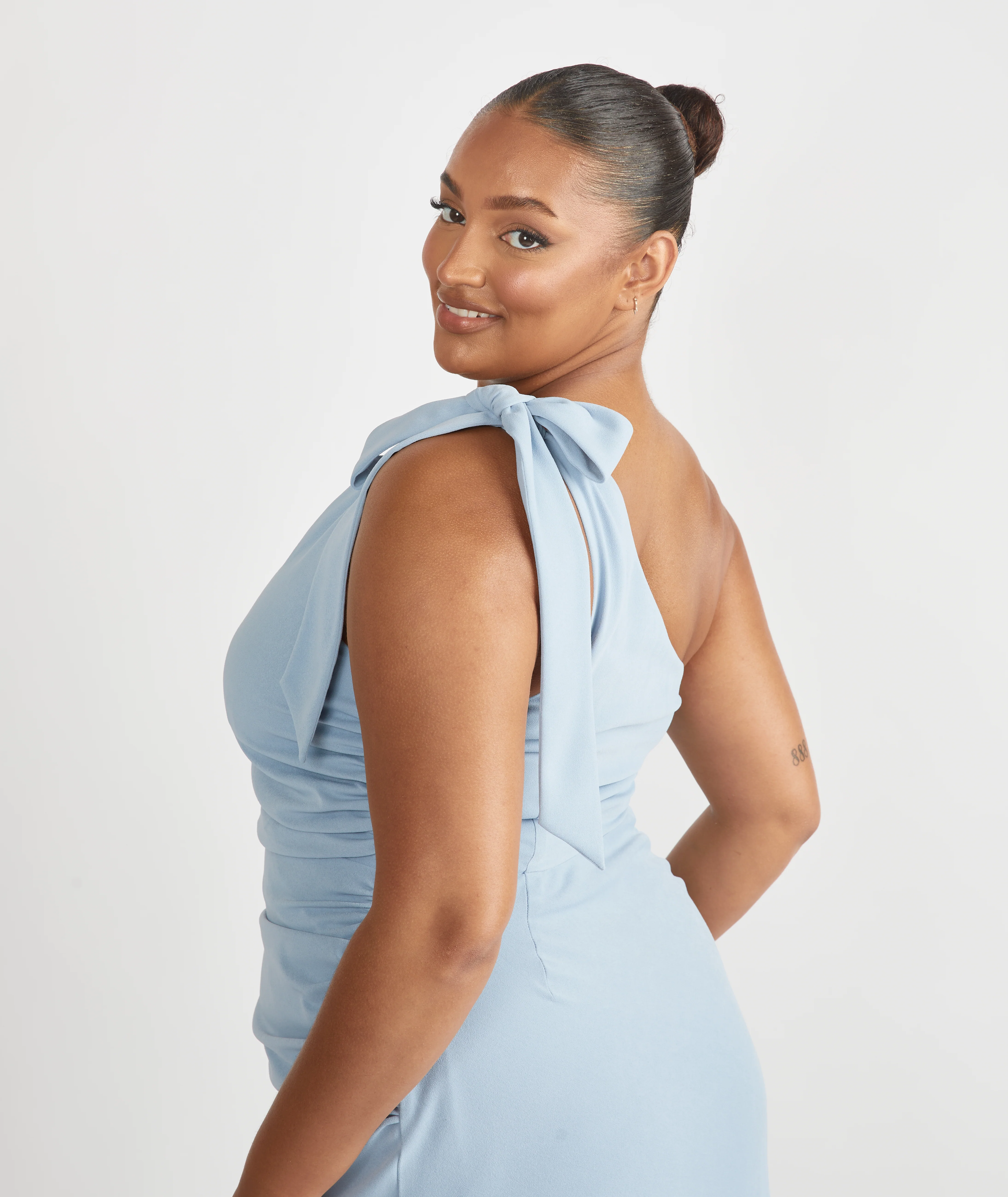 Bow One Shoulder Crepe Bridesmaid Dress - Pale Blue - Image 2