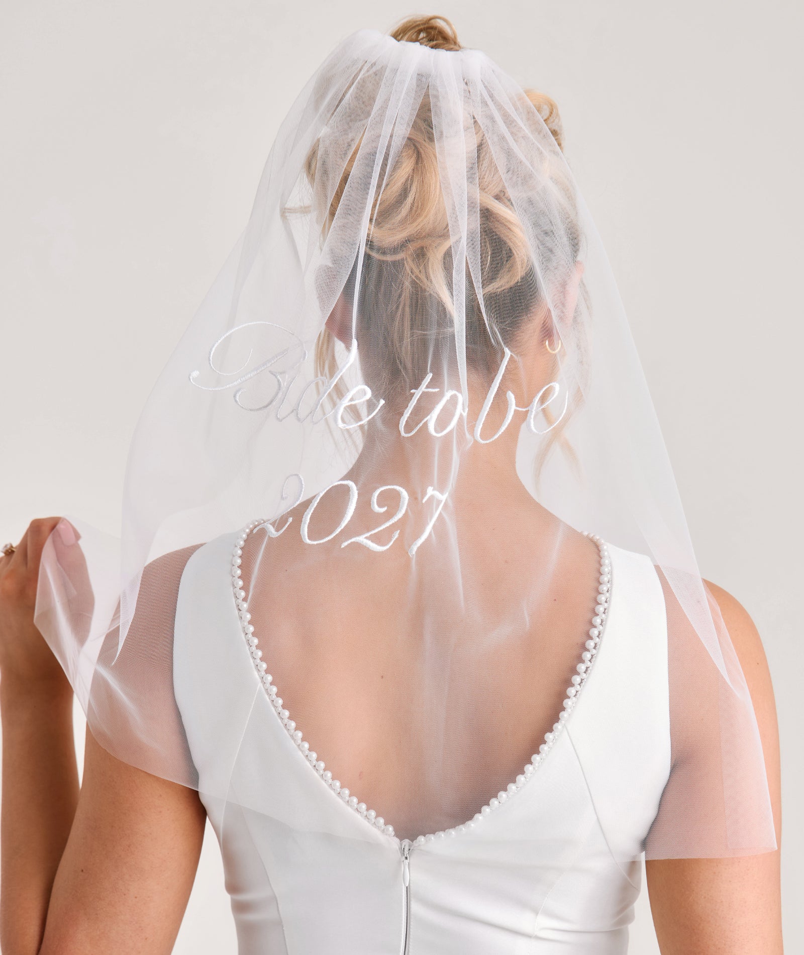 Bride To Be 2027 Tulle Veil - Image 4