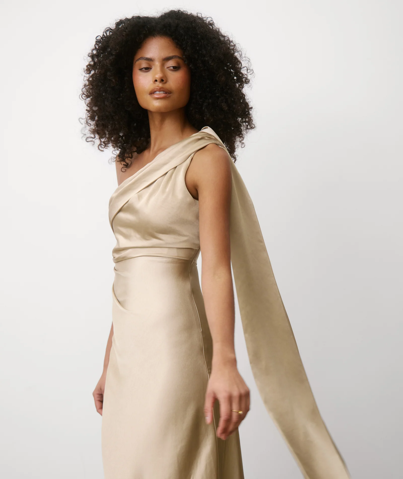 One Shoulder Drape Satin Bridesmaid Dress - Champagne - Image 5