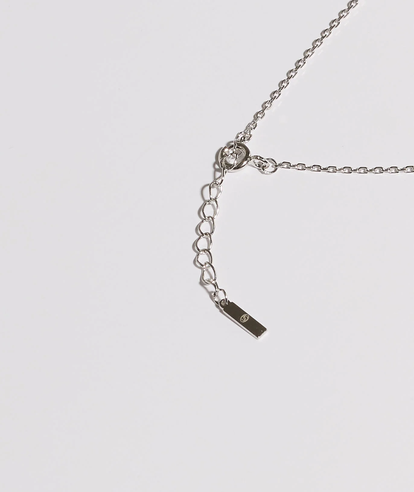Personalised Mrs Necklace - White Gold - Image 5