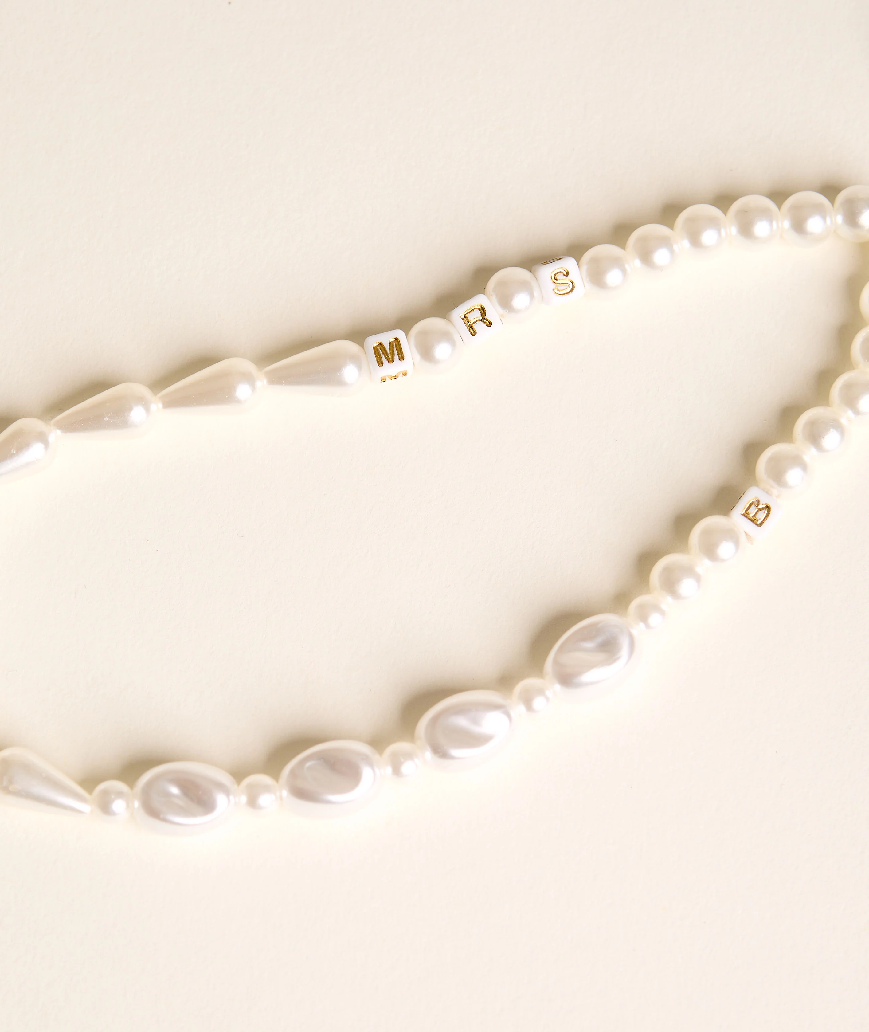 Personalised Mrs Pearl Phone Charm - Image 2