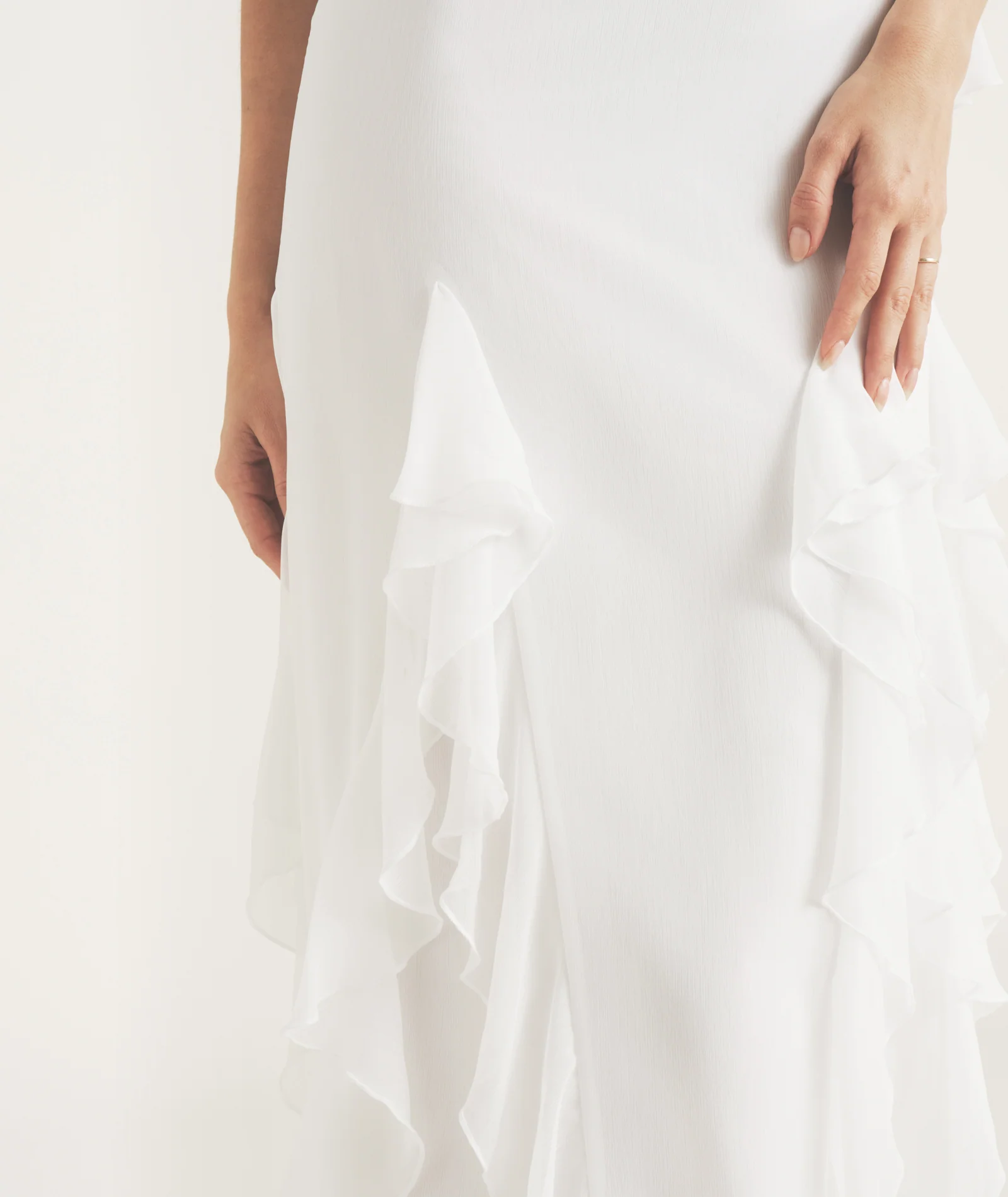 Ruffle V Neck Plunge Maxi Dress - White - Image 6