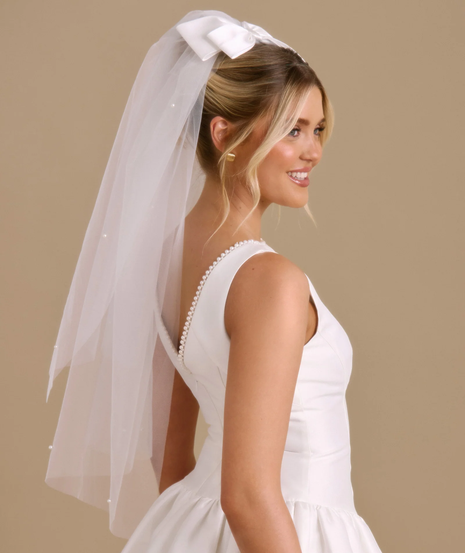 Satin Bow Pearl Veil - White - Image 7
