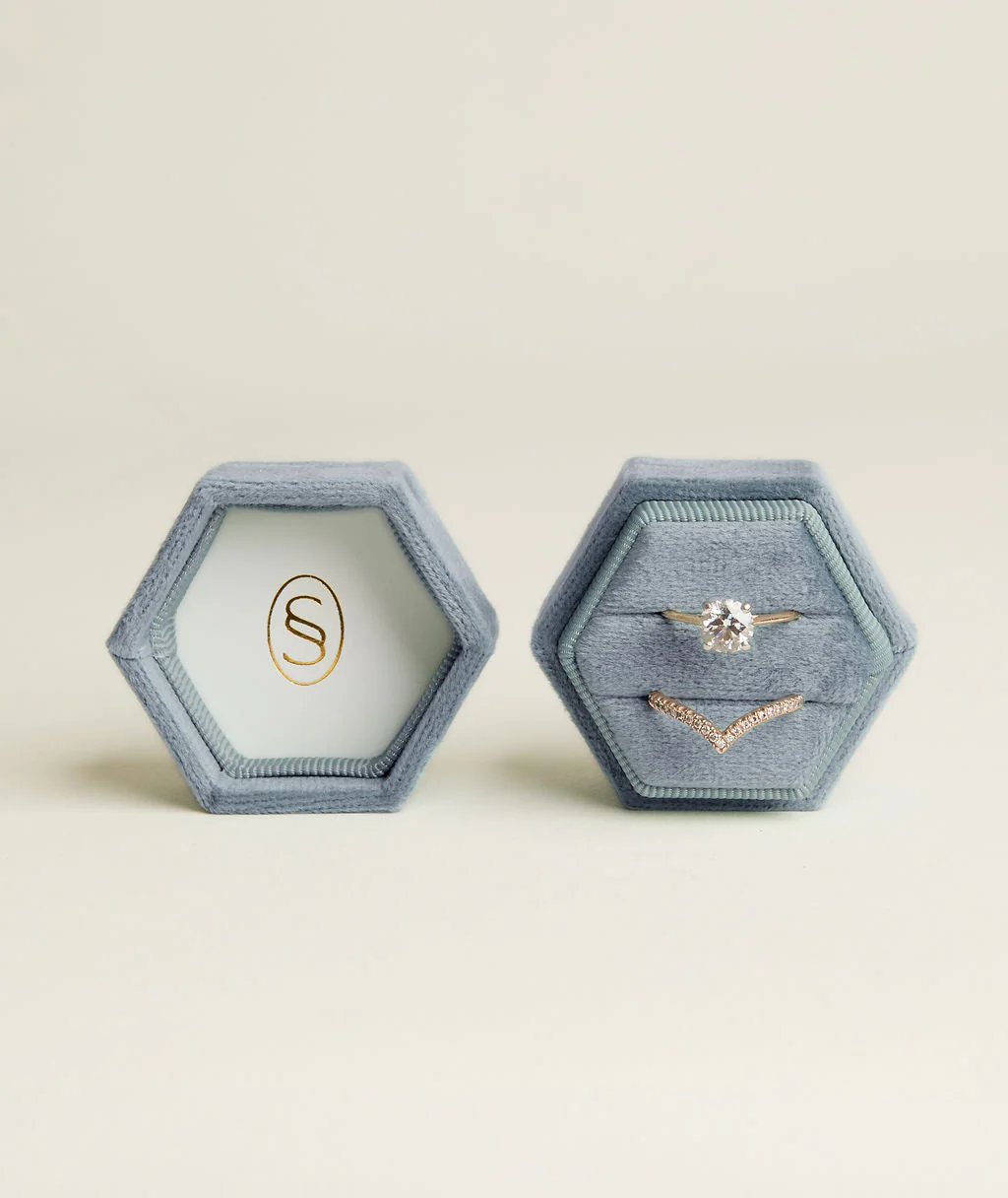 Velvet Ring Box - Image 6